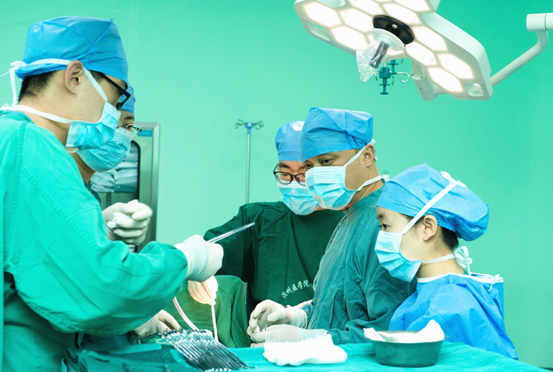 滨州医学院烟台附属医院